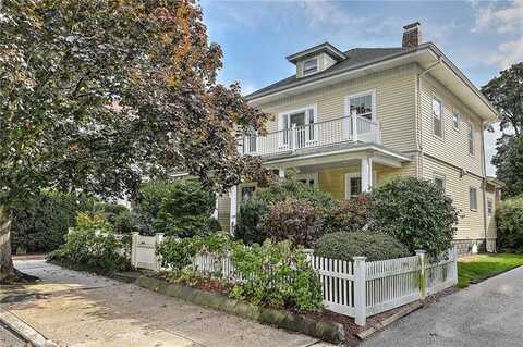 24 Belmont Street, Pawtucket, RI 02860