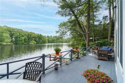 16 Ruff Stone Road, Smithfield, RI 02828