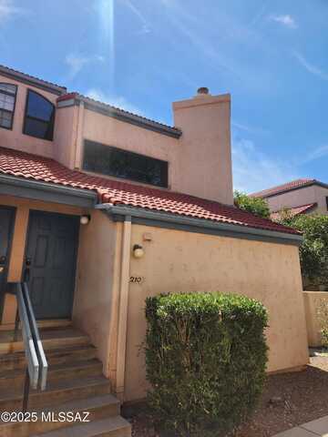 4283 N River Grove Circle, Tucson, AZ 85719