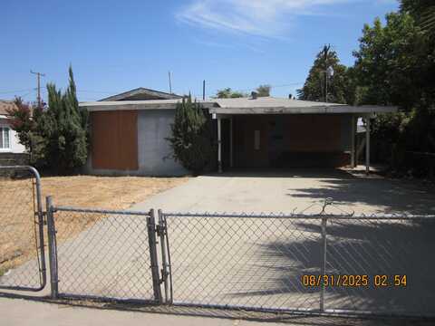 1432 N Locust Street, Visalia, CA 93291