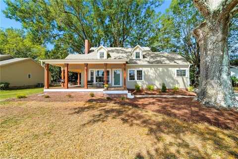 604 Salisbury Street, Kernersville, NC 27284