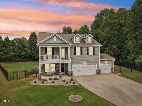 925 Amber Forest Drive, Fuquay Varina, NC 27526