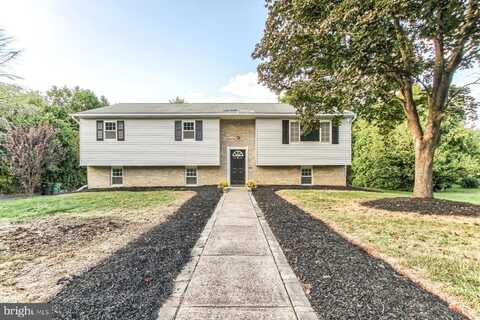12 CHELTENHAM DRIVE, HUMMELSTOWN, PA 17036