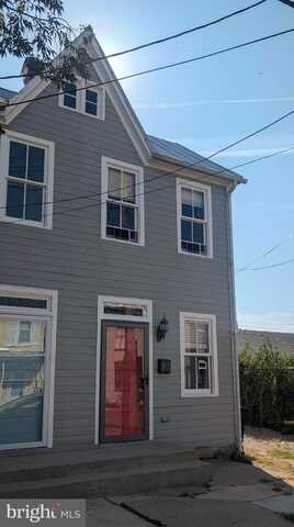 124 WATER STREET, FREDERICK, MD 21701