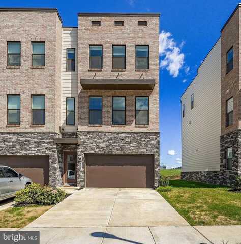 869 AMITY STREET, FREDERICK, MD 21701