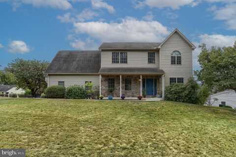 954 DEBRA DRIVE, HUMMELSTOWN, PA 17036