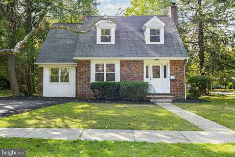 8 W BUTTONWOOD STREET, WENONAH, NJ 08090
