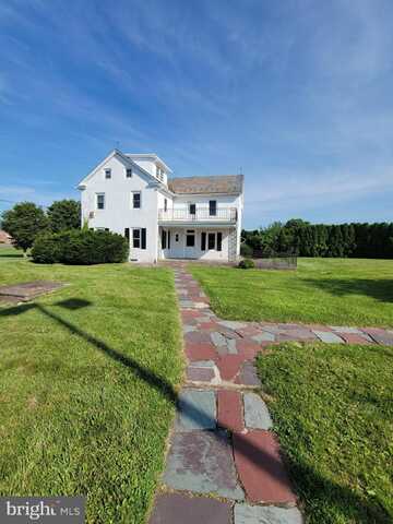 1022 GRAVEL PIKE, PALM, PA 18070