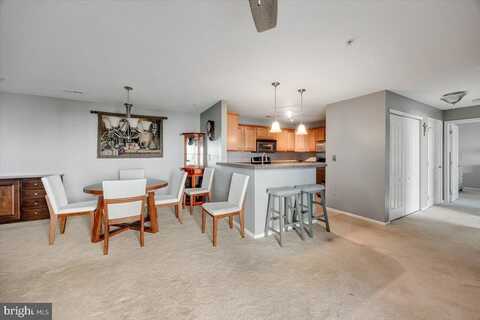 82 HIGHBRIDGE LANE, WEST DEPTFORD, NJ 08086