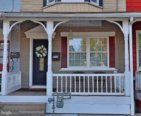 977 CLARK STREET, LANCASTER, PA 17602