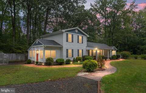 95 HICKORY LANE, COLONIAL BEACH, VA 22443