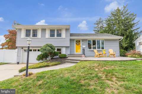 8 DAILEY DRIVE, HAMILTON, NJ 08620