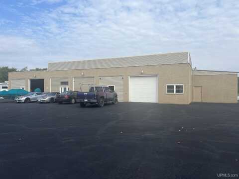 3910 20th Rd Co 426, Gladstone, MI 49837