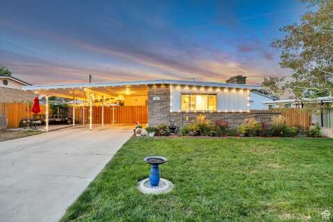 1886 W CHAMPAGNE, Taylorsville, UT 84129
