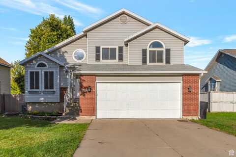 1578 S 300 E, Kaysville, UT 84037