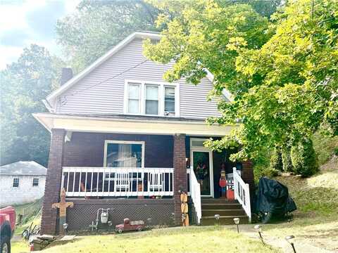 572 N Elm St, Baden, PA 16001