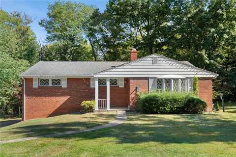 1003 Rutgers Dr, Shaler, PA 15101