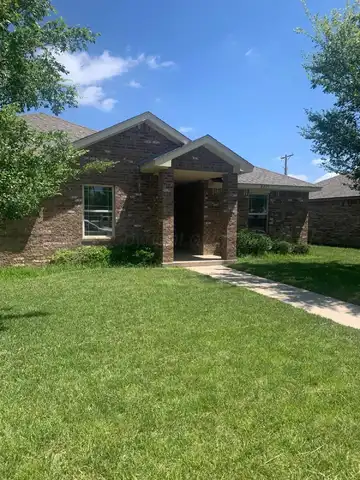 2415 17TH Avenue, Canyon, TX 79015