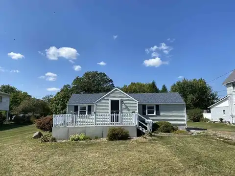 534 Spangler St, Willard, OH 44890