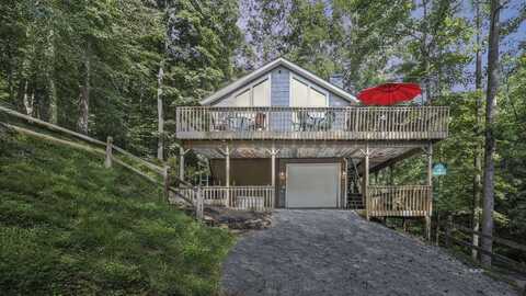 1893 Beaver Ln, Sugar Grove, OH 43155