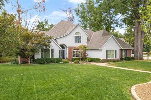 49 Stonehenge DR, Bentonville, AR 72712