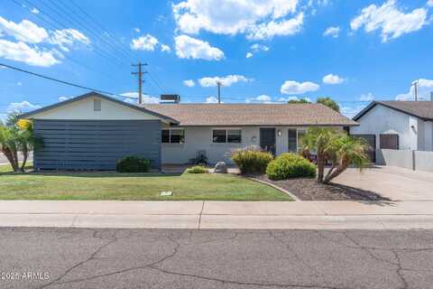 8155 E WELDON Avenue, Scottsdale, AZ 85251
