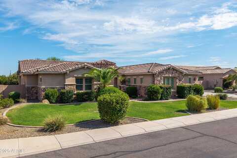 3134 E BLACKHAWK Court, Gilbert, AZ 85298