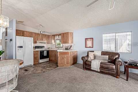 5735 E MCDOWELL Road, Mesa, AZ 85215