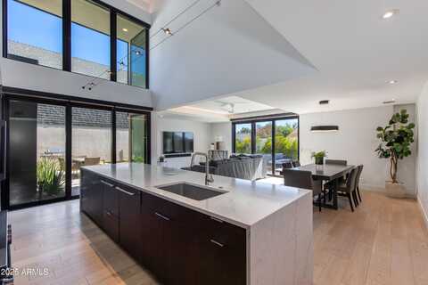 1333 E POMELO GROVE Lane, Phoenix, AZ 85014