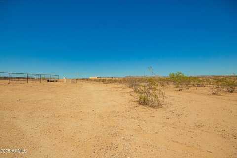 10722 E QUARTERLINE Road, Wittmann, AZ 85361
