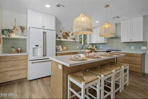 626 E PALOMINO Drive, Gilbert, AZ 85296