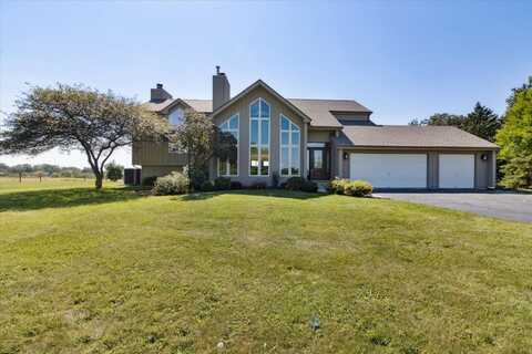 44W669 Ramm Road, Maple Park, IL 60151