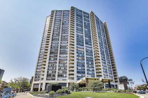 3930 N. Pine Grove Avenue, Chicago, IL 60613