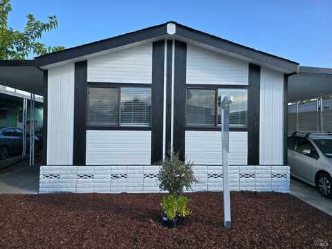 816 Mary, Santa Rosa, CA 95403