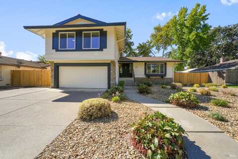 118 Salinas Drive, Vacaville, CA 95688