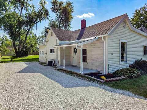 212 E Emil Street, Farmersburg, IN 47850