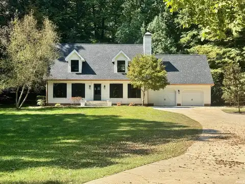 115 W The Woods, Bedford, IN 47421