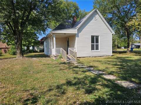 301 Spruce Street, Eldon, MO 65026