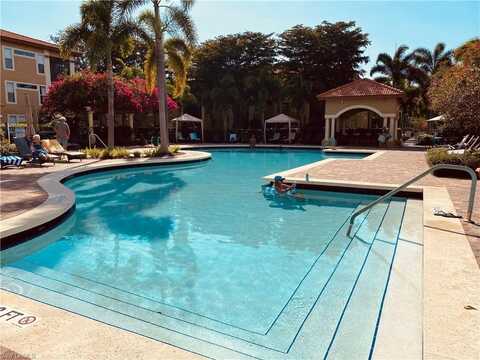 8940 Colonnades, BONITA SPRINGS, FL 34135