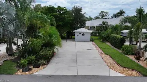 5959 BRIGHTWOOD, FORT MYERS, FL 33905