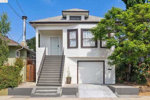 686 41St St, Oakland, CA 94609