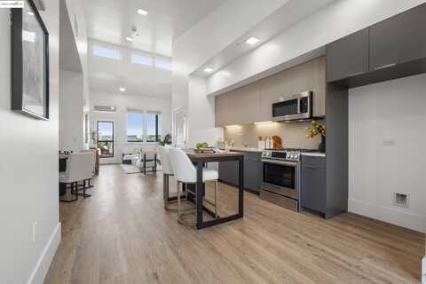 1545 32nd Street, Oakland, CA 94608