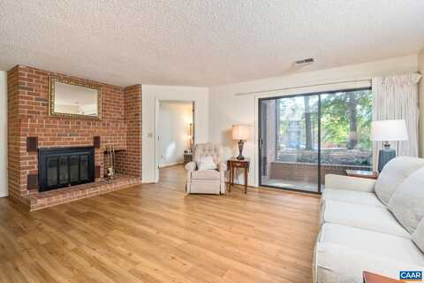 103 TURTLE CREEK RD, CHARLOTTESVILLE, VA 22901