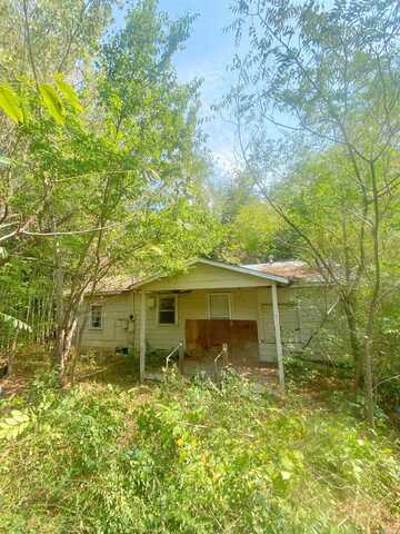 310 W North Street, Heber Springs, AR 72543