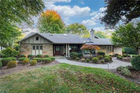 6 Shire Oaks Drive, Pittsford, NY 14534