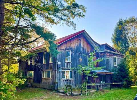 677 Frisbee Road, Great River, NY 13757