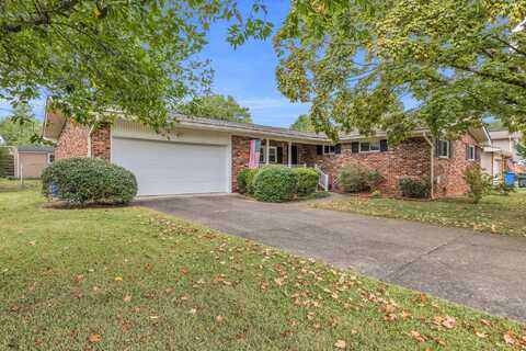 1111 Plaza Drive, Hixson, TN 37343