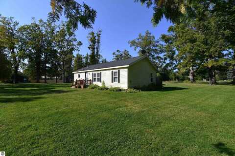 7714 LAKE STREET, ALANSON, MI 49706