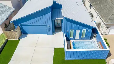 13762 TAJAMAR Street, Corpus Christi, TX 78418