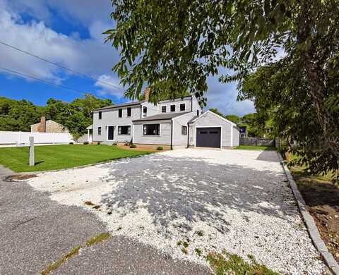 22 Keel Way, Hyannis, MA 02601